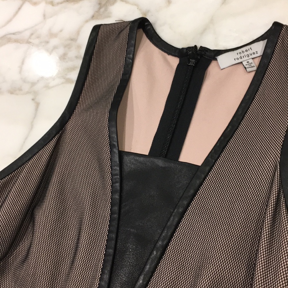 ROBERT RODRIGUES DRESS SIZE 6 - Picture 2 of 5